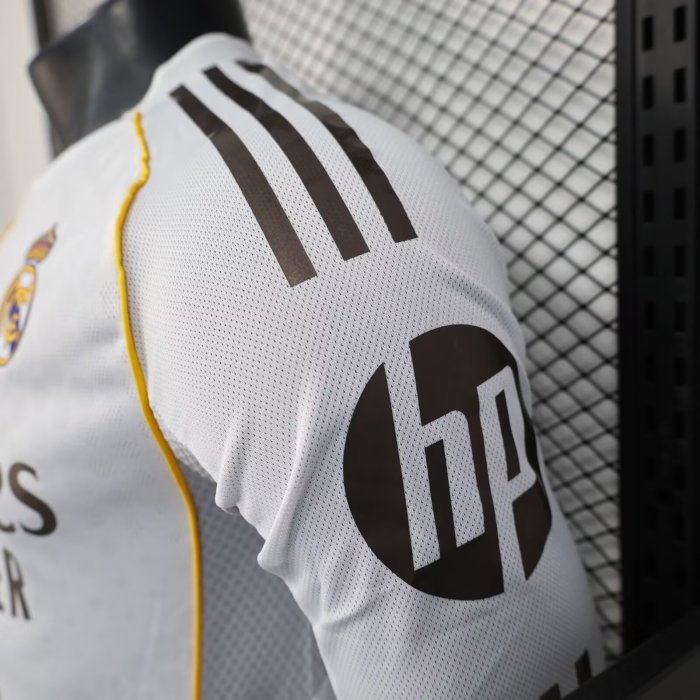 25-26 Real Madrid Home Long Sleeve Player Version Soccer Jersey 长袖