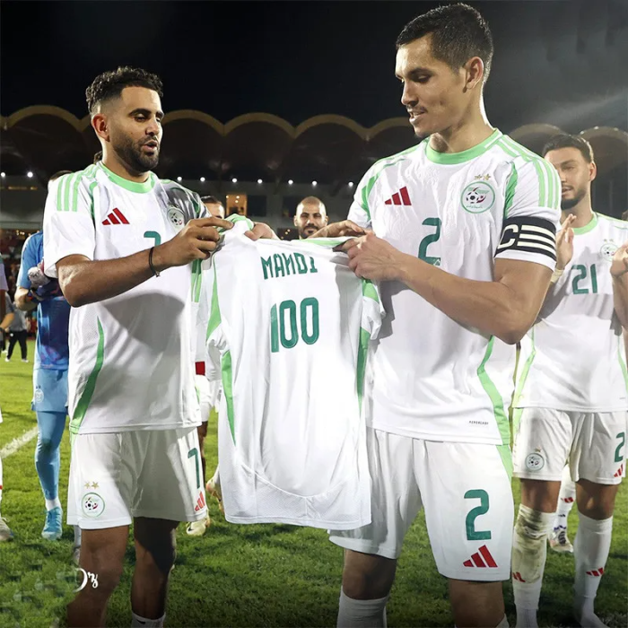 24-25 Algeria Home Fans Soccer Jersey*两颗星