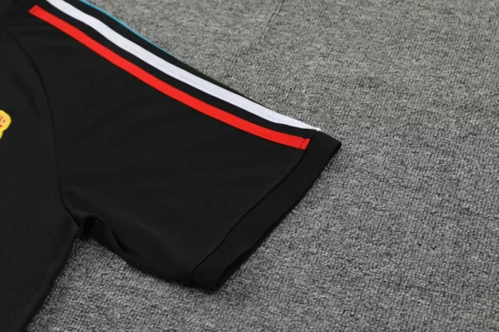 24-25 Manchester United High Quality Training Short Suit