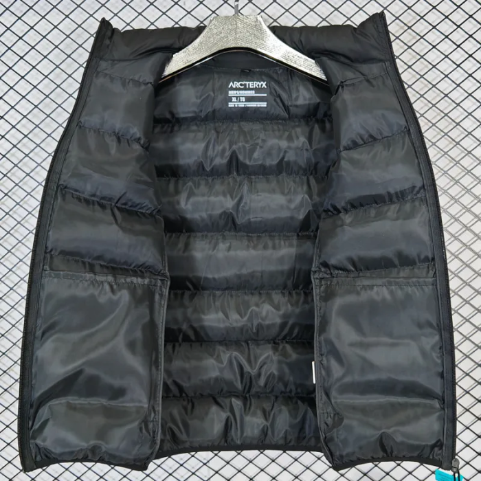 24-25  ARC-TERYX Black Cotton jacket vest (Waistcoat)