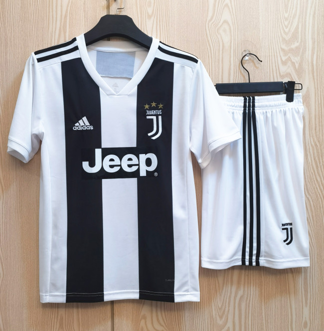 18-19 Juventus Home Retro Adult Suit