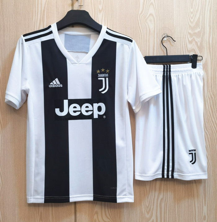 18-19 Juventus Home Retro Adult Suit