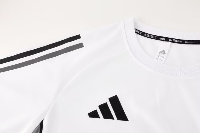 2025 AD White Training Short Suit