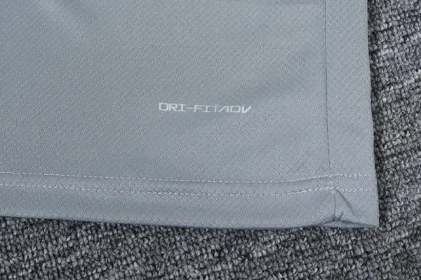 24-25 Tottenham Hotspur High Quality Training Short Suit