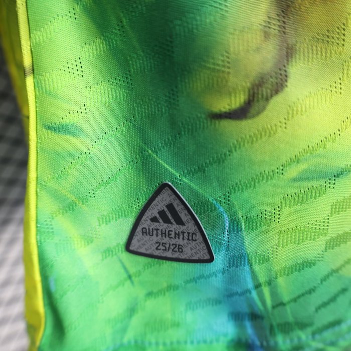 25-26 Real Madrid Yellow Green Special Edition Player Version Soccer Jersey