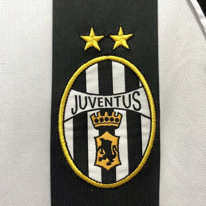 2002-2003 Juventus Home Retro Soccer Jersey