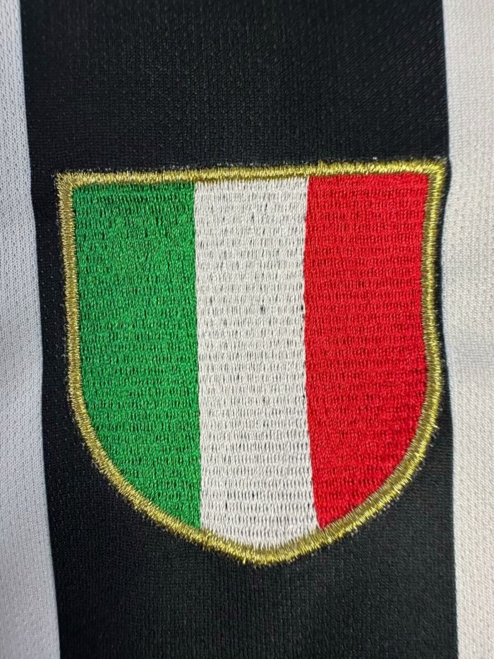 2002-2003 Juventus Home Long Sleeve Retro Soccer Jersey