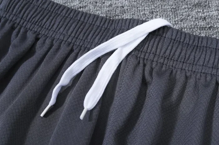 24-25 Tottenham Hotspur High Quality Training Short Suit