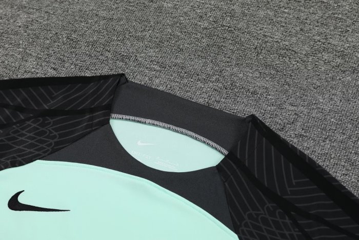 23-24 Chelsea High Quality Training Short Suit