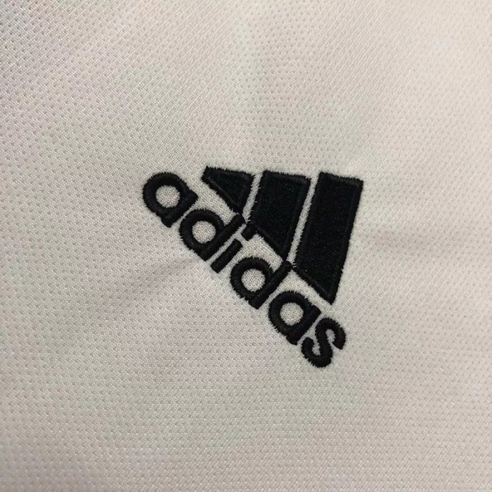 2002-2003 AC Milan Away Retro Soccer Jersey (带决赛字)