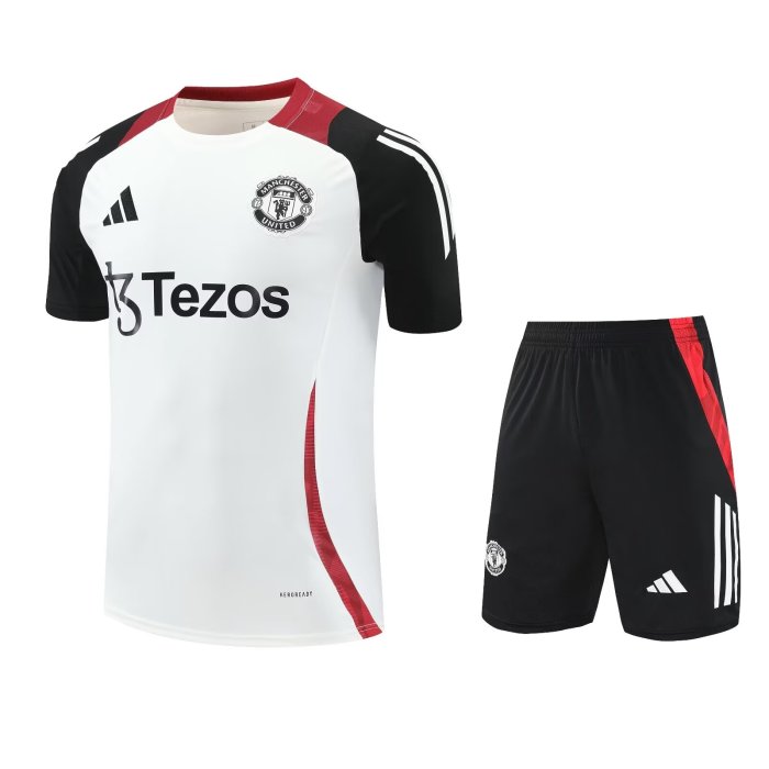 25-26 Manchester United High Quality Training Short Suit