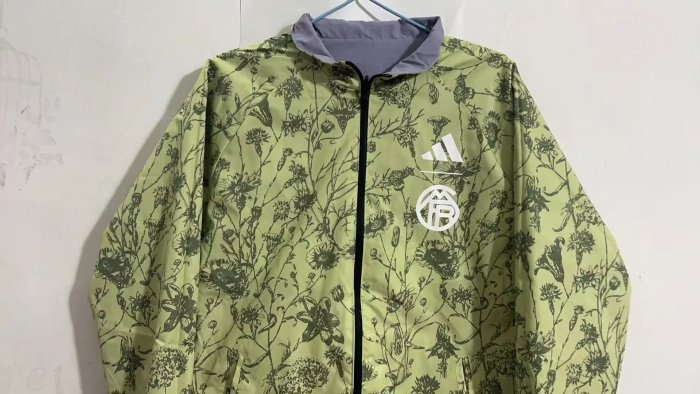 2024 Bayern Double Sided Windbreaker (双面风衣)