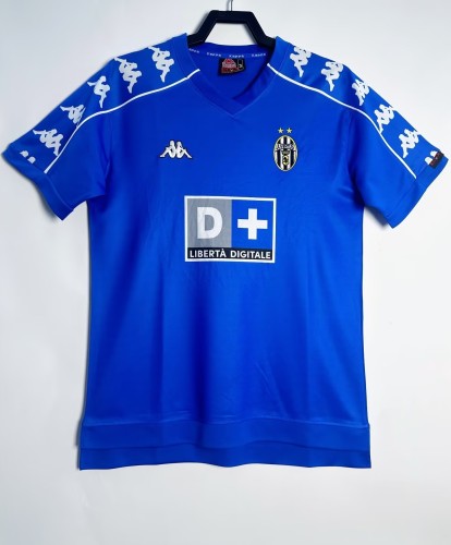 1999-2000 Juventus Away Retro Soccer Jersey