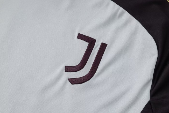 24-25 Juventus High Quality Training Short Suit