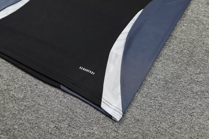 24-25 Manchester United High Quality Tank Top And Shorts Suit