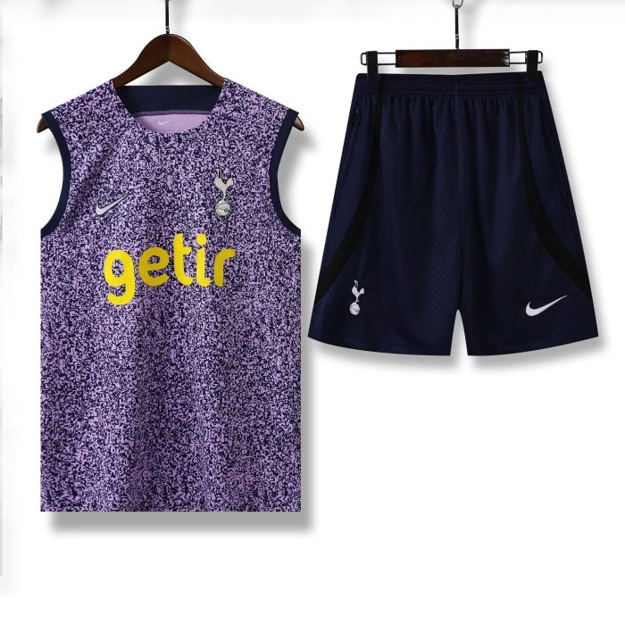 23-24 Tottenham Hotspur High Quality Training Short Suit