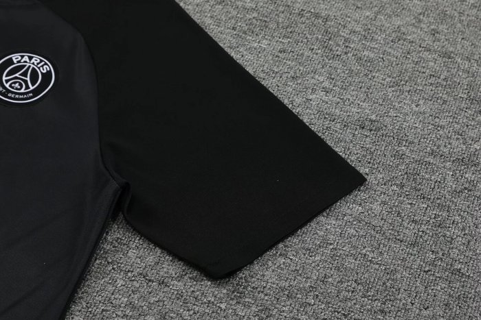 23-24 Paris Saint-Germain High Quality Training Short Suit