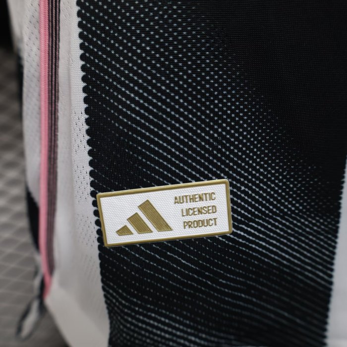 25-26 Juventus Home Player Version Soccer Jersey