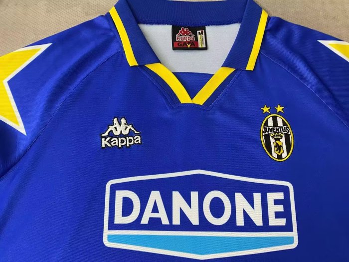 1994-1995 Juventus Away Retro Soccer Jersey