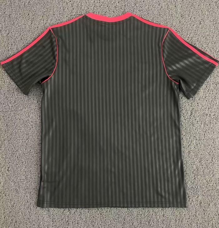 25-26 Manchester United Black Special Edition Fans Soccer Jersey