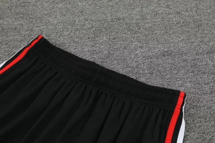 24-25 Manchester United High Quality Training Short Suit