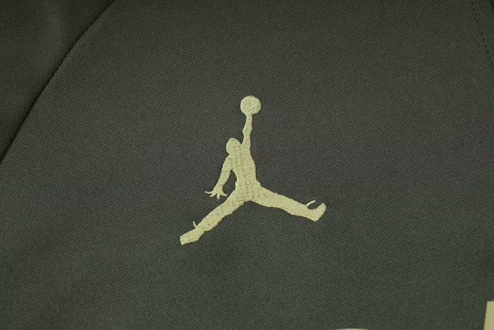 24-25 Paris Saint-Germain High Quality Half Pull Tracksuit