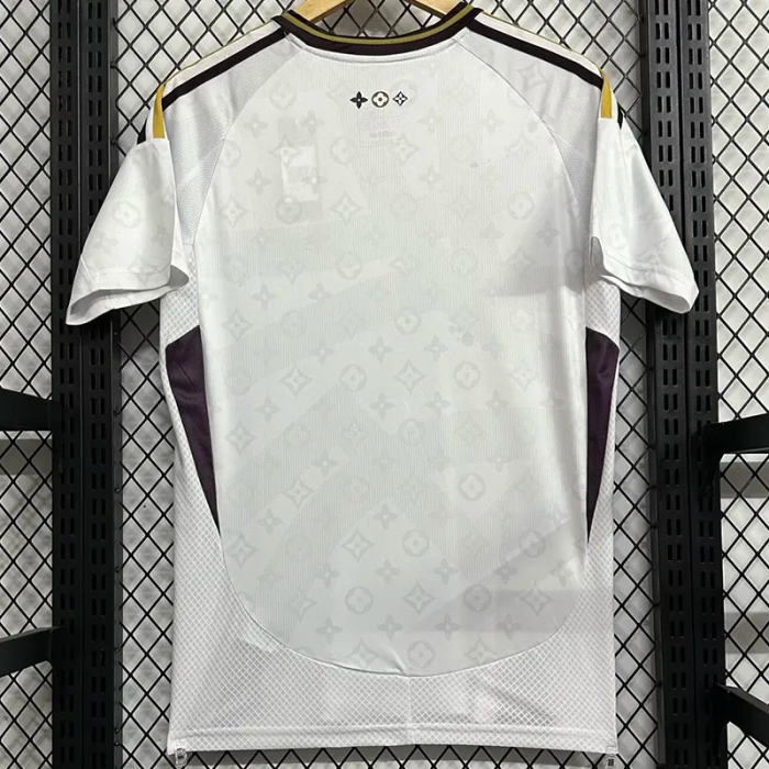 24-25 Real Madrid White Joint Edition Fans Soccer Jersey