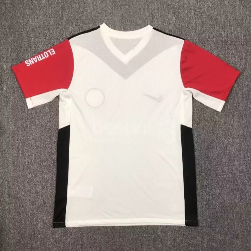 24-25 Frankfurt Home Fans Soccer Jersey