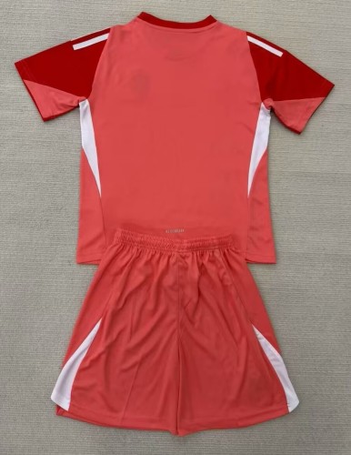 25-26 Real Madrid GoalKeeper Adult Suit