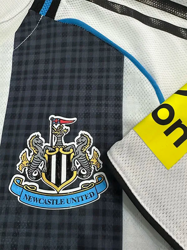 25-26 Newcastle Home Player Version Soccer Jersey