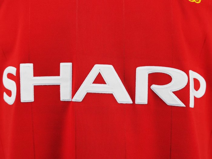 1984 Manchester United Home Retro Soccer Jersey