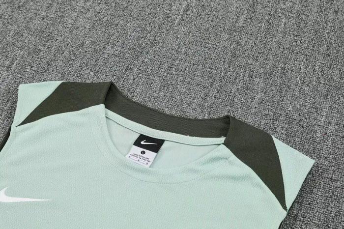 25-26 Chelsea High Quality Tank Top And Shorts Suit