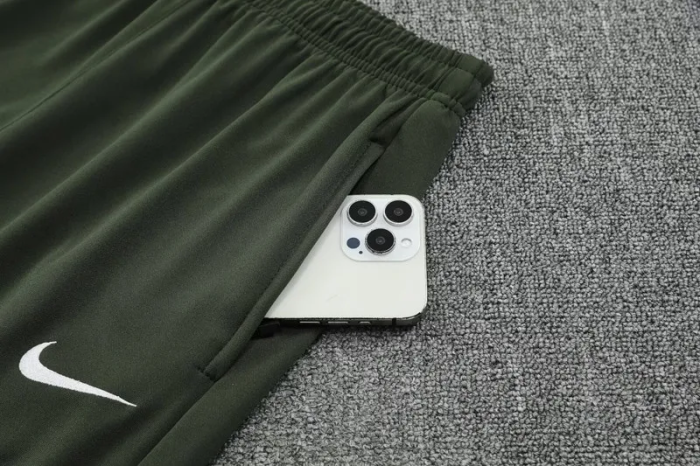 25-26 Chelsea High Quality Half Pull Tracksuit