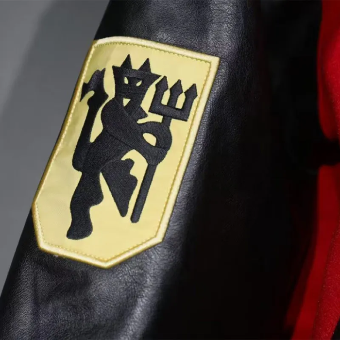 25-26 Manchester United Red Cotton Baseball Jacket