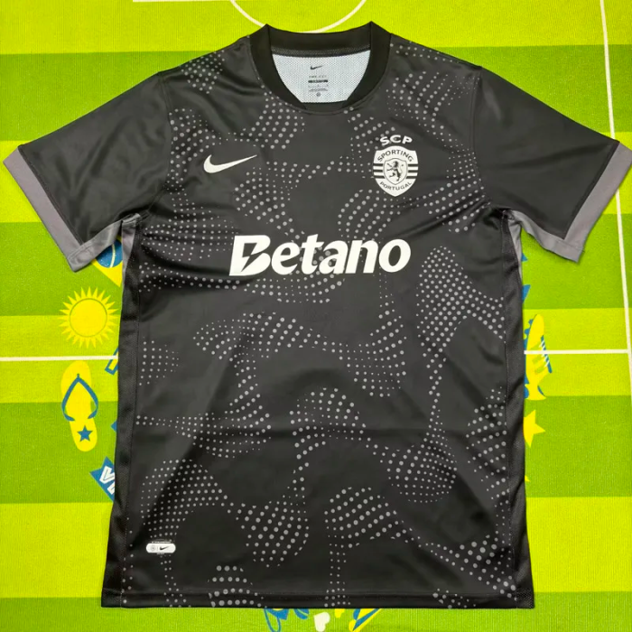 25-26 Sporting Lisbon Black Fans Soccer Jersey 1:1 Thai Quality