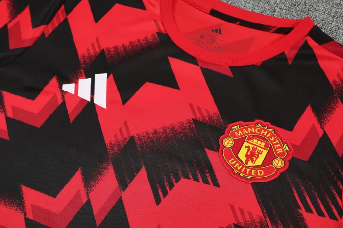 25-26 Manchester United High Quality Training Short Suit