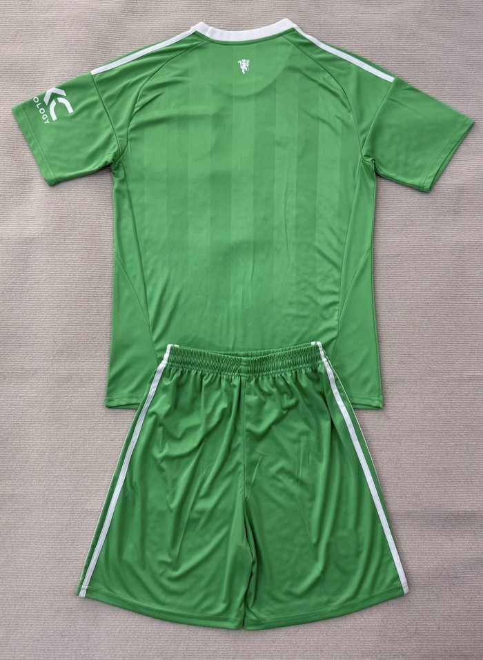 25-26 Manchester United Green GoalKeeper Adult Suit 1:1 Thai Quality