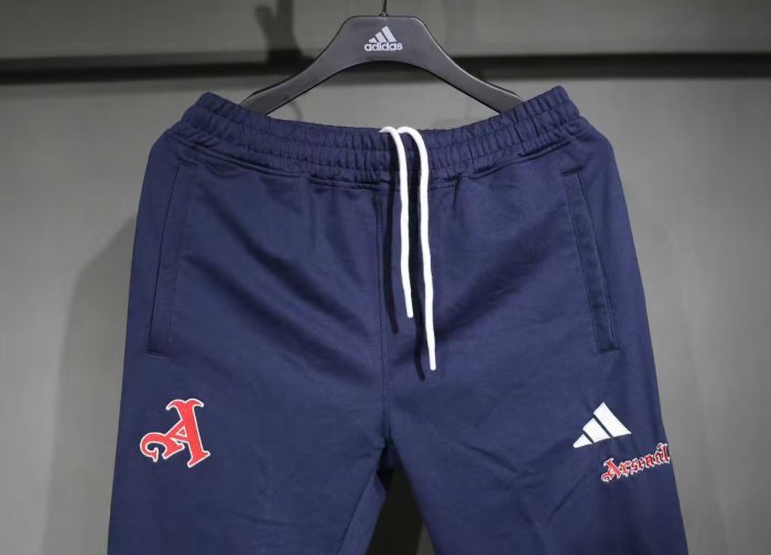 25-26 Arsenal Blue Hoodie Tracksuit