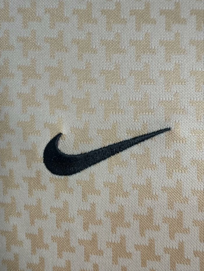 2003-2004 Juventus Away Retro Soccer Jersey