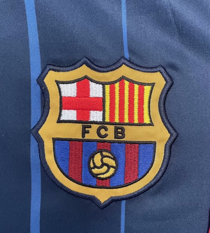 2004-2005 Barcelona Away Retro Soccer Jersey