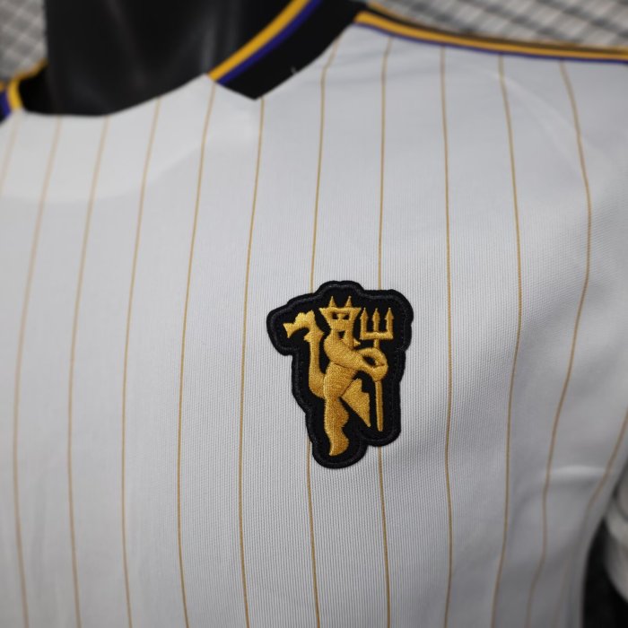 25-26 Manchester United White Purple Special Edition Player Version Training shirts 1:1 Thai Quality