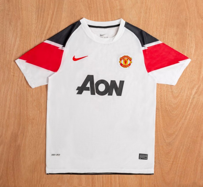 2010-2011 Manchester United UCL Version Away White Retro Soccer Jersey
