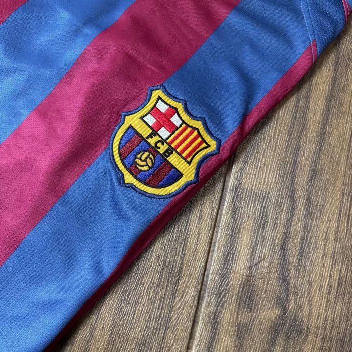 2005-2006 Barcelona Home Retro Soccer Jersey