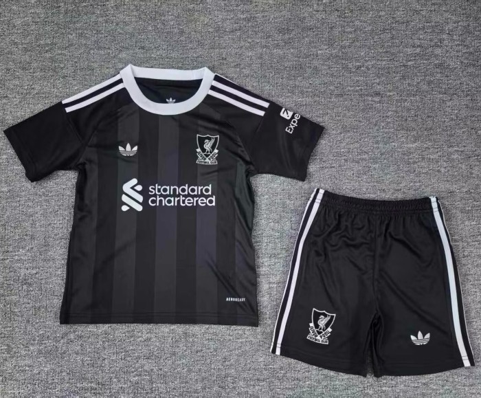 25-26 Liverpool Black GoalKeeper Kids Soccer Jersey 1:1 Thai Quality