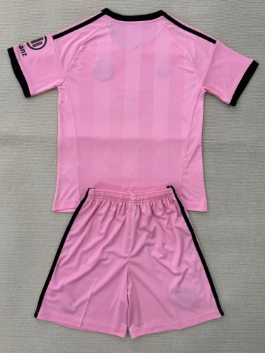 25-26 Bayern Pink Goalkeeper Adult Suit 1:1 Thai Quality