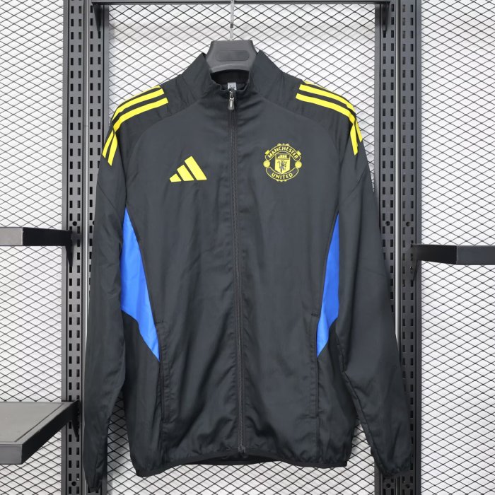 2025 Manchester United New Pattern Windbreaker