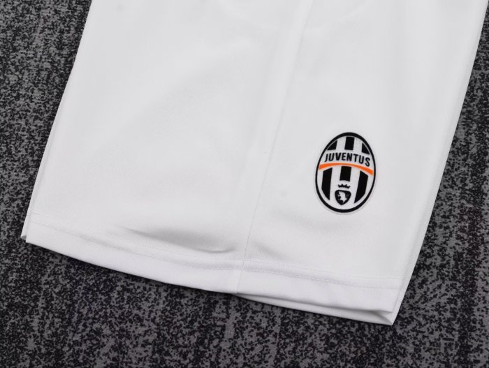2004-2005 Juventus Home Retro Kids Soccer Jersey