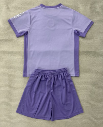 25-26 Brighton Away Adult Suit