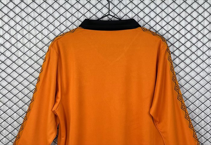 1980-1981 Wolves Home Long Sleeve Retro Soccer Jersey