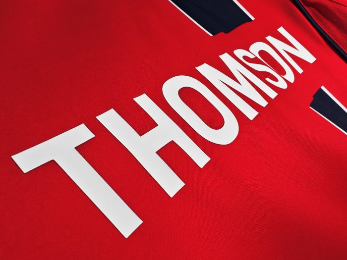 2004-2005 Paris Saint-Germain Paris Away Retro Soccer Jersey